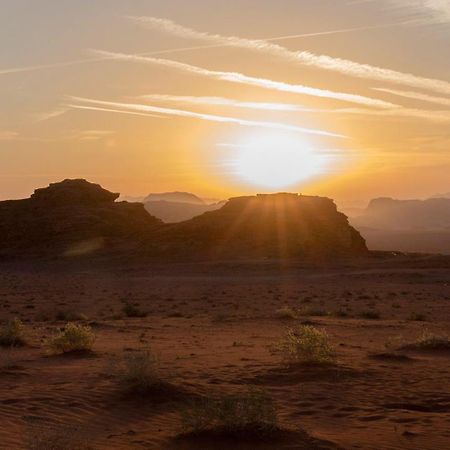 Wadi Rum Eagle Luxury Camp Extérieur photo