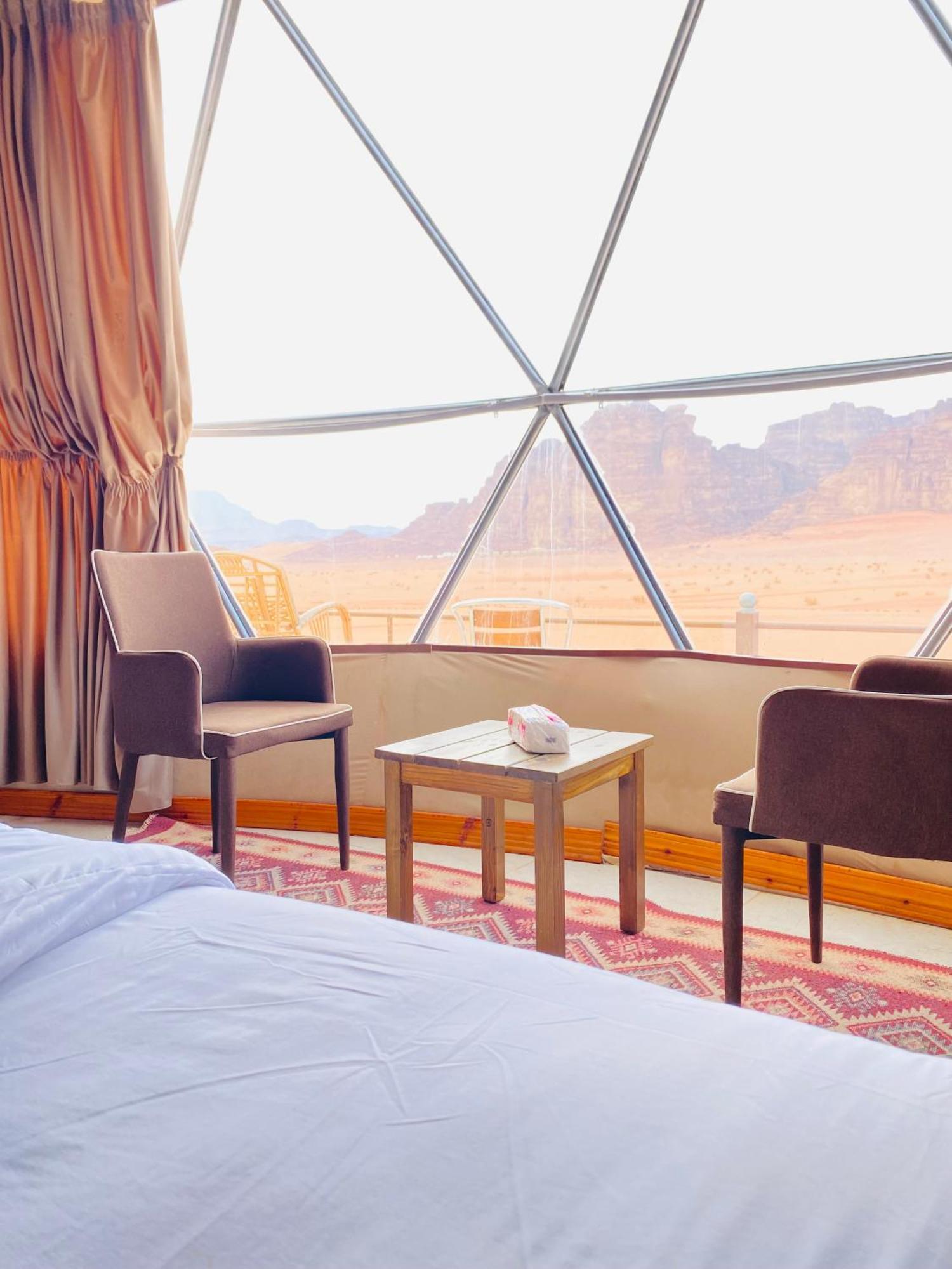 Wadi Rum Eagle Luxury Camp Extérieur photo